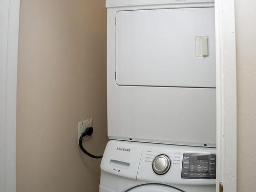 106 9854 88 Avenue, Edmonton, AB - Indoor Photo Showing Laundry Room