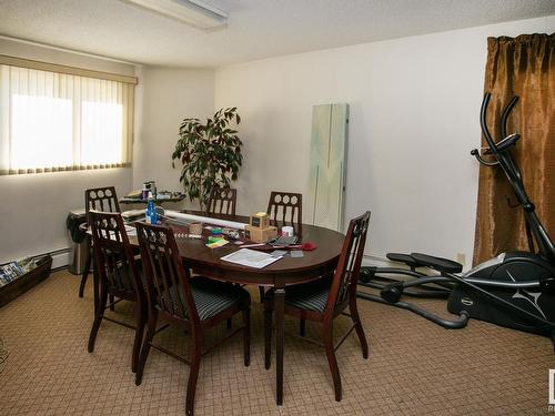 106 9854 88 Avenue, Edmonton, AB - Indoor Photo Showing Dining Room