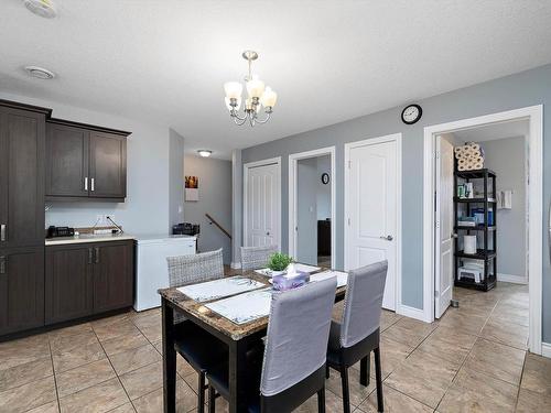 7 10103 101 Avenue, Morinville, AB - Indoor Photo Showing Dining Room