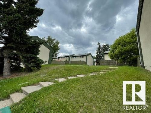 774 Abbottsfield Road, Edmonton, AB - Outdoor