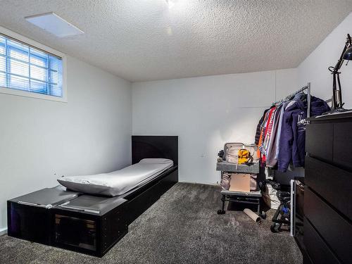 8611 184 Street, Edmonton, AB - Indoor