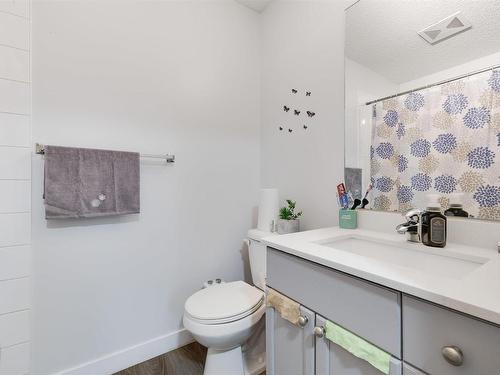 103 4403 23 Street, Edmonton, AB - Indoor Photo Showing Bathroom