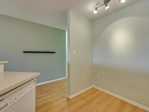 414 11716 100 Avenue, Edmonton, AB - Indoor Photo Showing Other Room