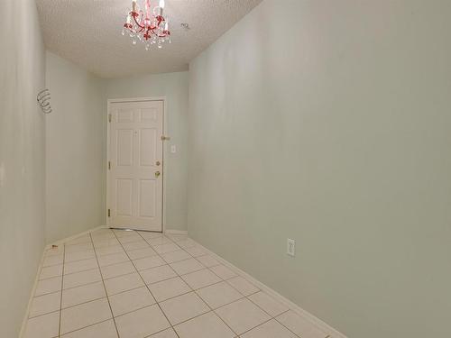 414 11716 100 Avenue, Edmonton, AB - Indoor Photo Showing Other Room