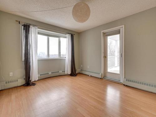 414 11716 100 Avenue, Edmonton, AB - Indoor Photo Showing Other Room