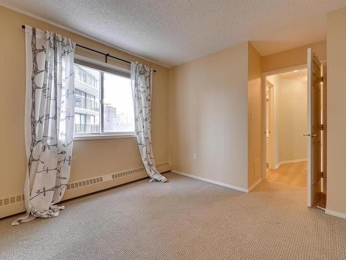 414 11716 100 Avenue, Edmonton, AB - Indoor Photo Showing Other Room