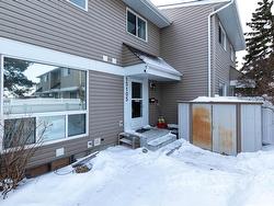 15105 54 Street  Edmonton, AB T6H 4Z1