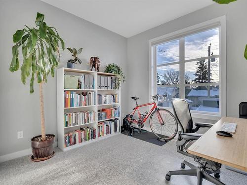 9511 70 Avenue, Edmonton, AB - Indoor Photo Showing Office