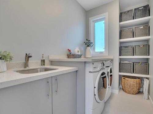 9511 70 Avenue, Edmonton, AB - Indoor Photo Showing Laundry Room