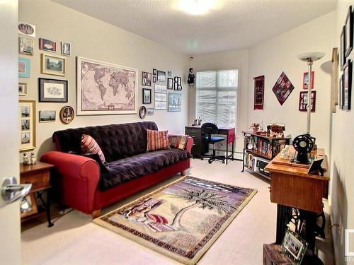 161 11517 Ellerslie Road Sw, Edmonton, AB - Indoor Photo Showing Living Room