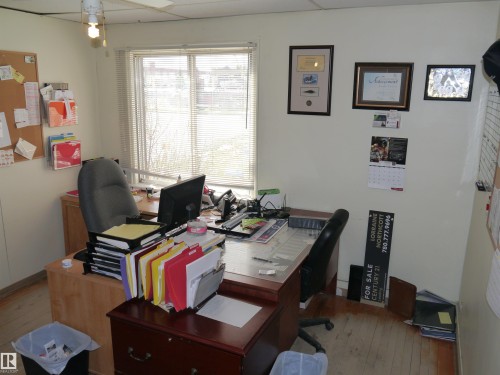 4907 & 4911 47 Avenue, Stony Plain, AB - Indoor