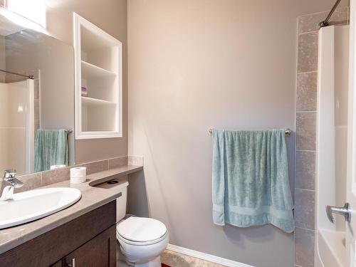 17 6520 2 Avenue Sw, Edmonton, AB - Indoor Photo Showing Bathroom