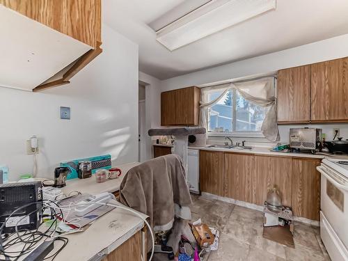 55 1415 62 Street, Edmonton, AB - Indoor Photo Showing Kitchen