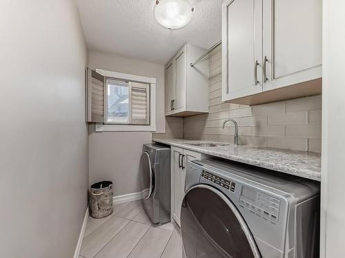 1527 Haswell Close, Edmonton, AB - Indoor Photo Showing Laundry Room