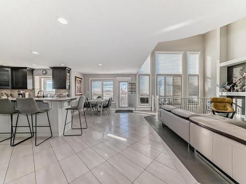 1527 Haswell Close, Edmonton, AB - Indoor Photo Showing Kitchen