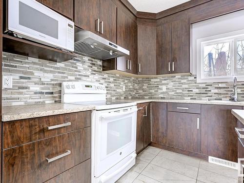 985 Mcconachie Boulevard, Edmonton, AB - Indoor Photo Showing Kitchen