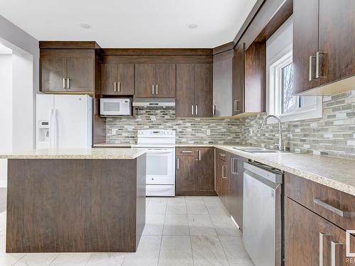 985 Mcconachie Boulevard, Edmonton, AB - Indoor Photo Showing Kitchen With Upgraded Kitchen