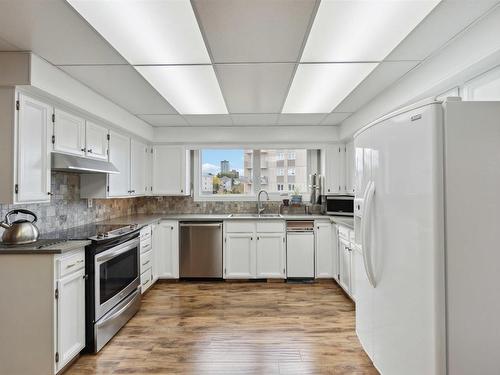 305 8707 107 Street, Edmonton, AB - Indoor Photo Showing Kitchen With Upgraded Kitchen