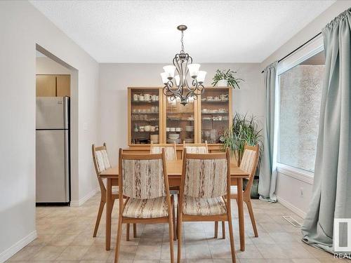 3623 30 Avenue, Edmonton, AB - Indoor Photo Showing Dining Room