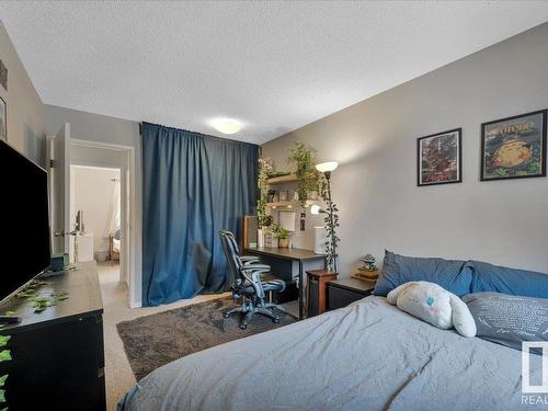 3623 30 Avenue, Edmonton, AB - Indoor Photo Showing Bedroom