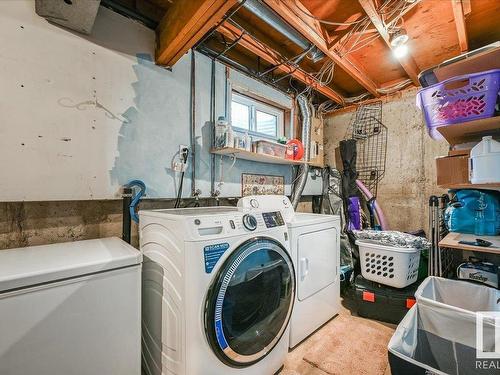 3623 30 Avenue, Edmonton, AB - Indoor Photo Showing Laundry Room