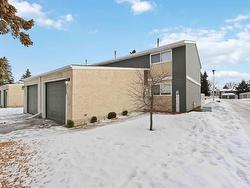 3257 132A Avenue  Edmonton, AB T5A 3K4