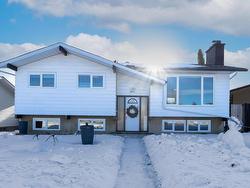 8411 148 Avenue  Edmonton, AB T5E 2K9