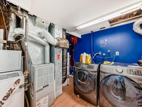 4515 20A Avenue, Edmonton, AB - Indoor Photo Showing Laundry Room