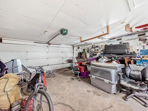 4515 20A Avenue, Edmonton, AB - Indoor Photo Showing Garage