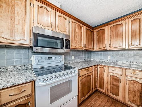 4515 20A Avenue, Edmonton, AB - Indoor Photo Showing Kitchen