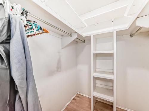 4515 20A Avenue, Edmonton, AB - Indoor With Storage