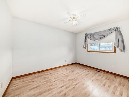 4515 20A Avenue, Edmonton, AB - Indoor Photo Showing Other Room