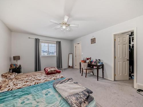 4126 33A Avenue, Edmonton, AB - Indoor Photo Showing Bedroom