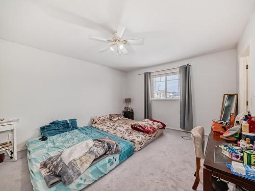 4126 33A Avenue, Edmonton, AB - Indoor Photo Showing Bedroom