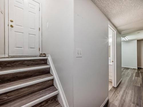 4126 33A Avenue, Edmonton, AB - Indoor Photo Showing Other Room