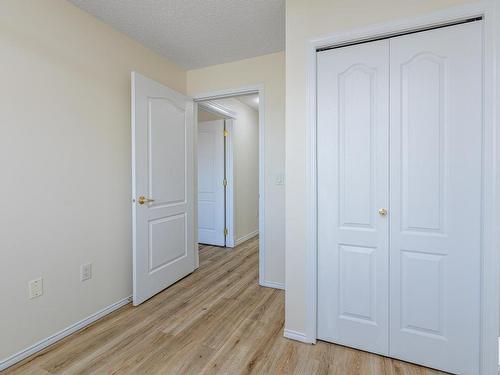 336 2741 55 Street, Edmonton, AB - Indoor Photo Showing Other Room