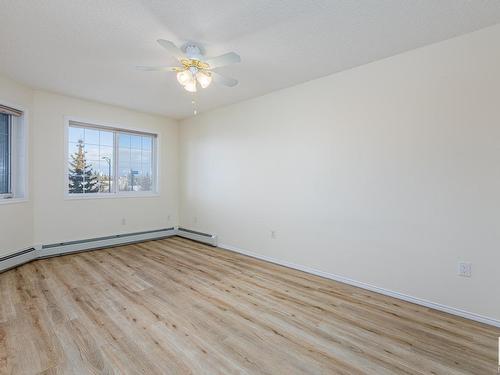 336 2741 55 Street, Edmonton, AB - Indoor Photo Showing Other Room