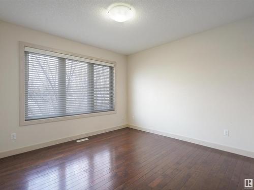 9648 106 Avenue, Edmonton, AB - Indoor Photo Showing Other Room