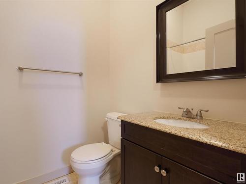 9648 106 Avenue, Edmonton, AB - Indoor Photo Showing Bathroom