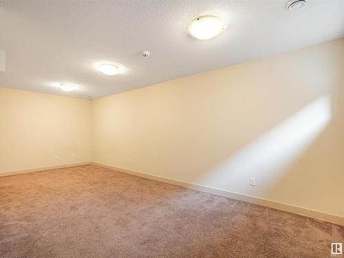 9648 106 Avenue, Edmonton, AB - Indoor Photo Showing Other Room