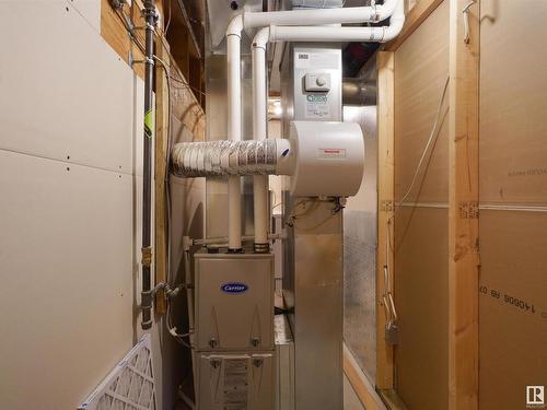 9648 106 Avenue, Edmonton, AB - Indoor Photo Showing Basement