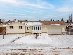 7816 21 Avenue  Edmonton, AB T6K 2E2