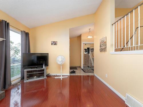 4346 38 Street, Edmonton, AB - Indoor Photo Showing Other Room