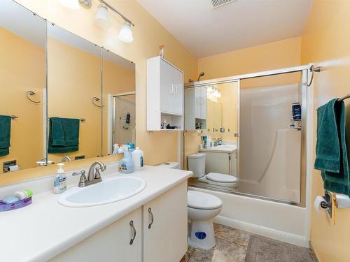 4346 38 Street, Edmonton, AB - Indoor Photo Showing Bathroom