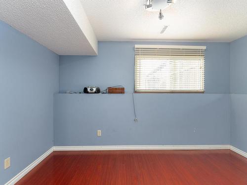 4346 38 Street, Edmonton, AB - Indoor Photo Showing Other Room