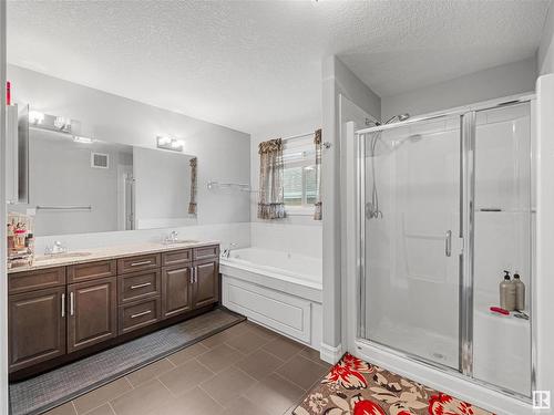 7728 18 Avenue, Edmonton, AB - Indoor Photo Showing Bathroom