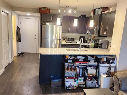 216 3670 139 Avenue, Edmonton, AB - Indoor Photo Showing Kitchen With Stainless Steel Kitchen With Upgraded Kitchen