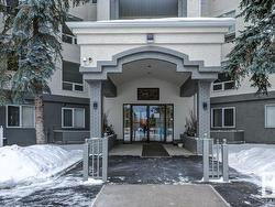 103 10915 21 Avenue  Edmonton, AB T6J 6X2