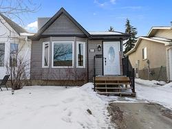 4653 126 Avenue  Edmonton, AB T5A 4L1