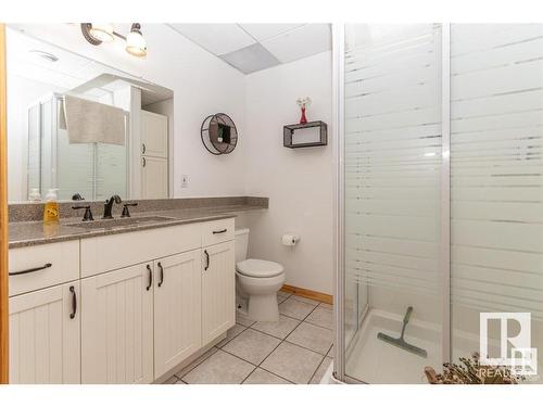 302 52249 Rge Road 222, Rural Strathcona County, AB - Indoor Photo Showing Bathroom